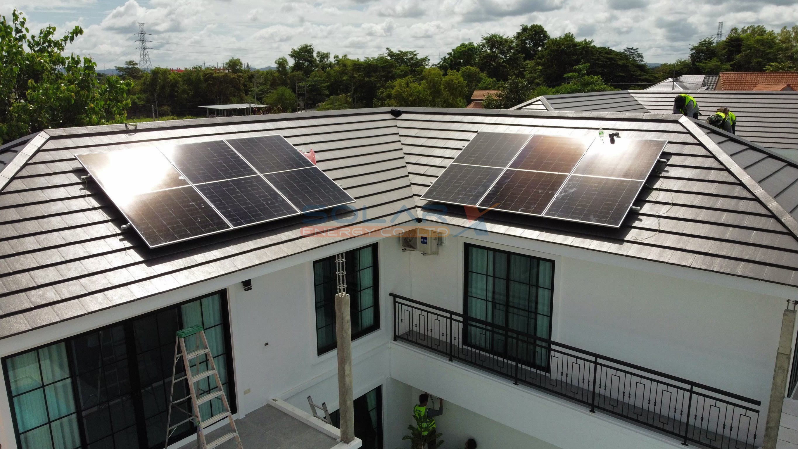 บ้านคุณทัวร์ ชลบุรี — Huawei 11.4 kW